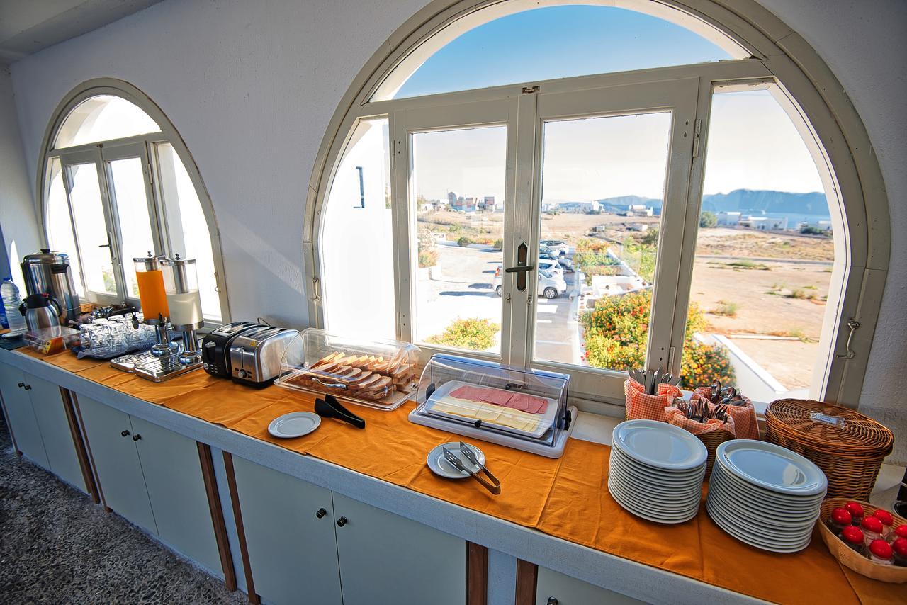 Thira'S Dolphin Aparthotel Akrotiri  Exterior photo